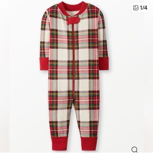 6-12 Hanna Andersson Christmas Sleeper. NWT